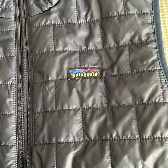Patagonia Navy Blue Quilted Vest - Picture 2 of 6